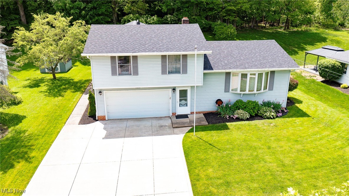 10128 Belmeadow Drive, Twinsburg, Ohio image 1