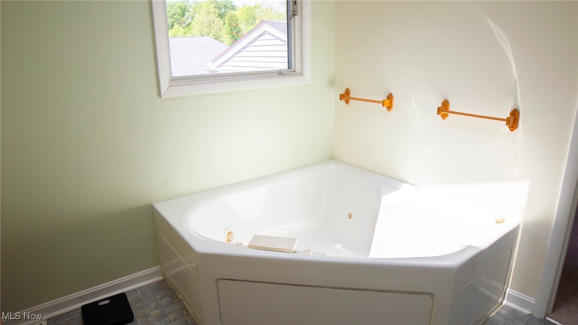 10128 Belmeadow Drive, Twinsburg, Ohio image 21