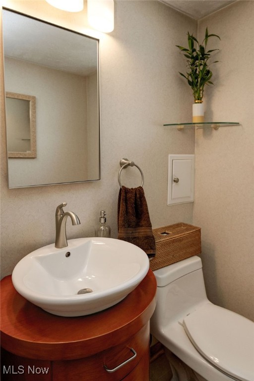 Mentor, Ohio 44060, United States, 3 Bedrooms Bedrooms, ,2 BathroomsBathrooms,Residential,Pending,185237