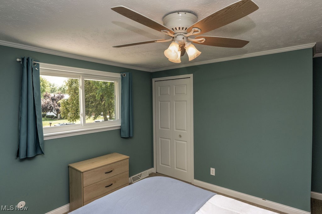 Mentor, Ohio 44060, United States, 3 Bedrooms Bedrooms, ,2 BathroomsBathrooms,Residential,Pending,185237