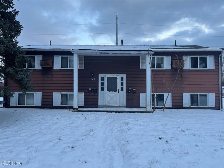 This four-unit apartment building is located at 125 W 35th Street in Lorain, Ohio. The property includes three 2-bedroom, 1-bath units and one 1-bedroom, 1-bath unit. The building is currently operating at 75% occupancy, offering immediate income with upside potential. Units feature functional layouts suitable for long-term tenants. Showings only after accepted offer; please do not disturb current occupants.