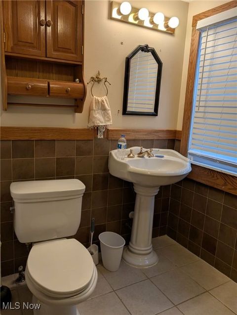 Tiny photo for 807 W 21st Street, Lorain, OH 44052 (MLS # 5180071)