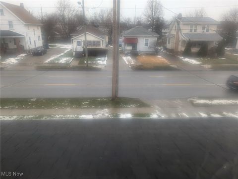 Tiny photo for 807 W 21st Street, Lorain, OH 44052 (MLS # 5180071)