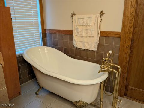 Tiny photo for 807 W 21st Street, Lorain, OH 44052 (MLS # 5180071)