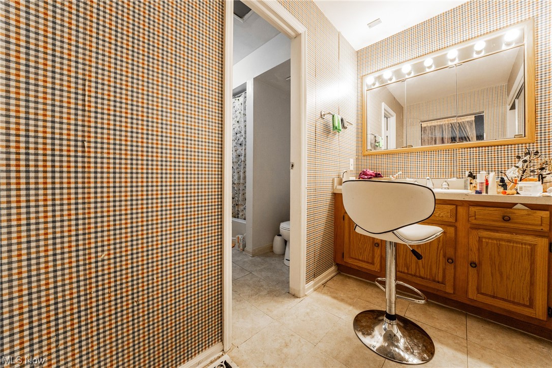 Highlands Condo - Residential