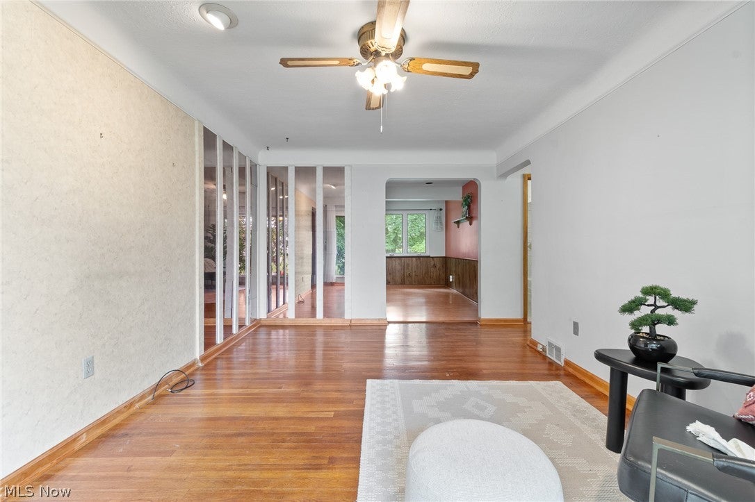 6225 Stratford Drive