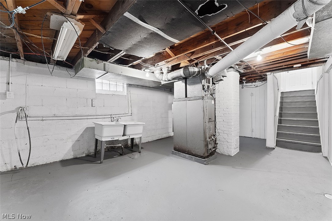 Maple Heights - Residential Lease