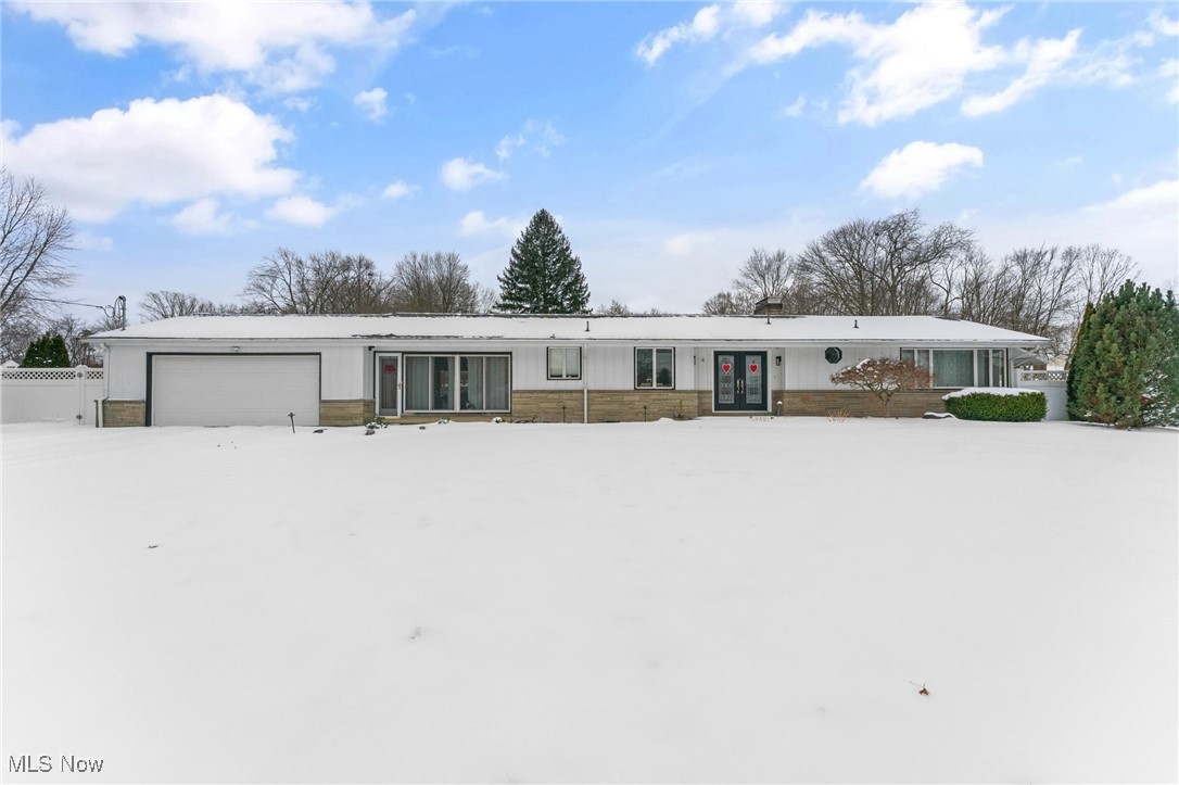 1151 Palmetto Drive, Hubbard, Ohio image 36