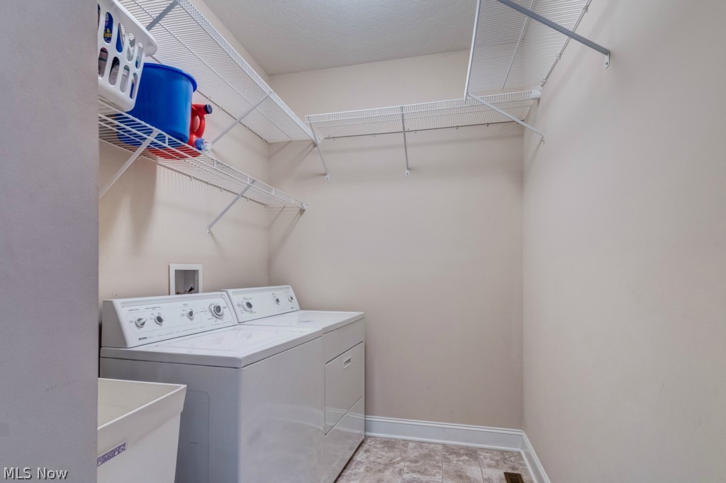 Quail's Chase - Residential