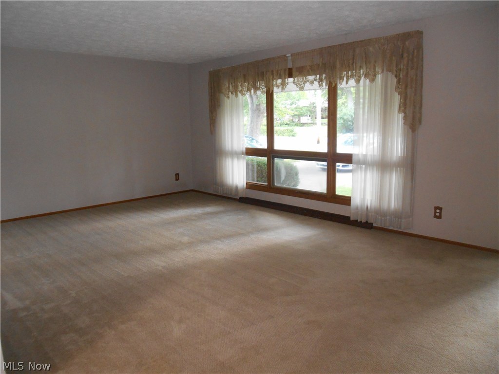 Laurel Ridge - Residential