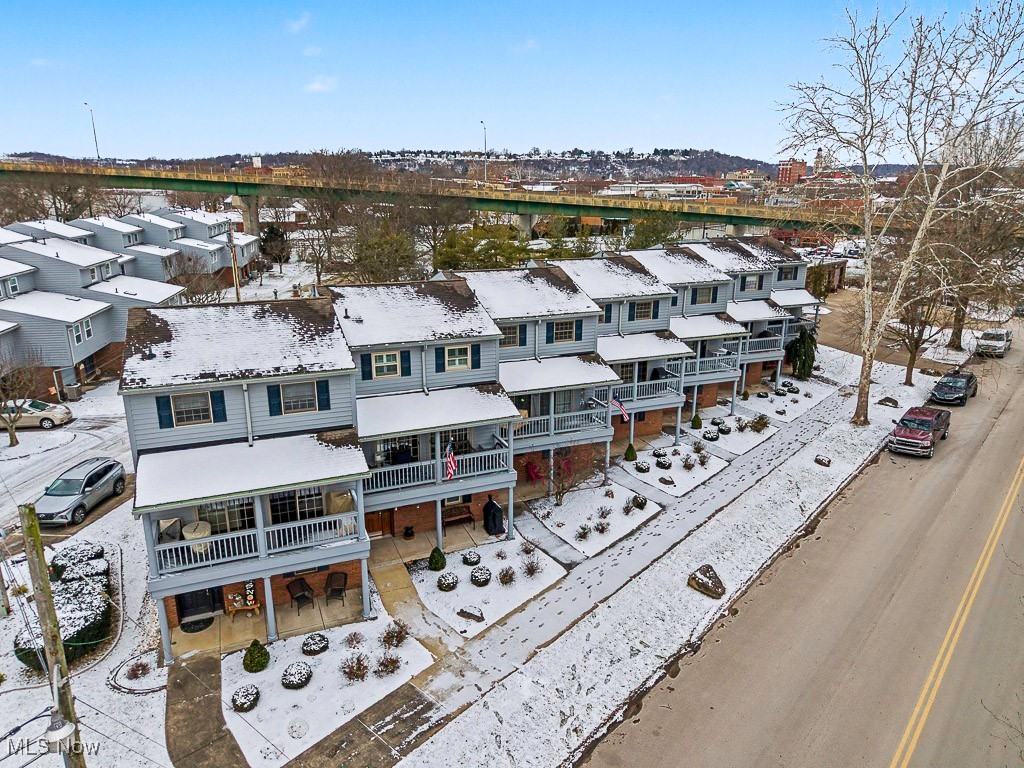 Levee Twnhses - Residential