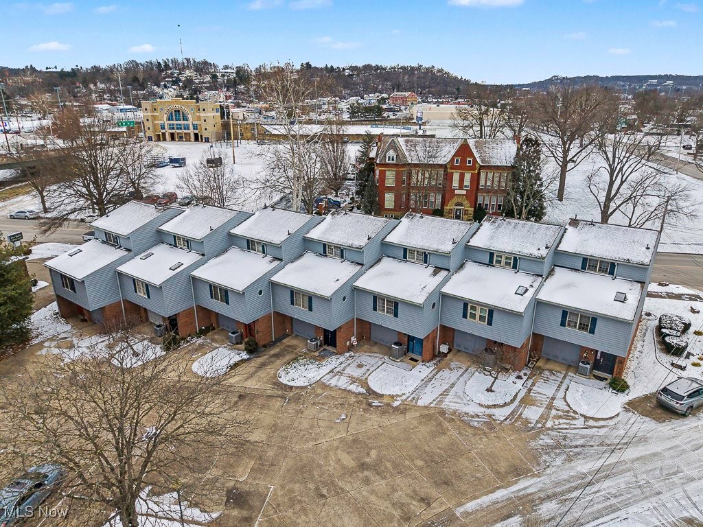 Levee Twnhses - Residential