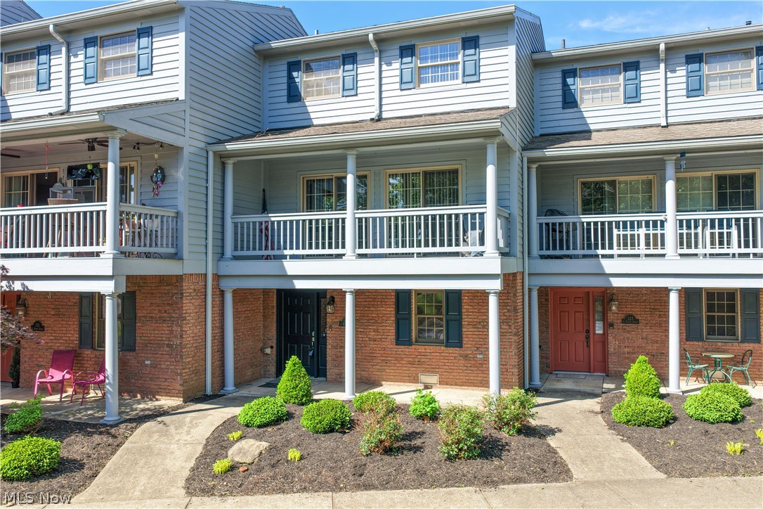 Levee Twnhses - Residential