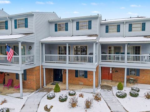 Homes For Sale - 129 S 4th Street<br/> Marietta, OH 45750