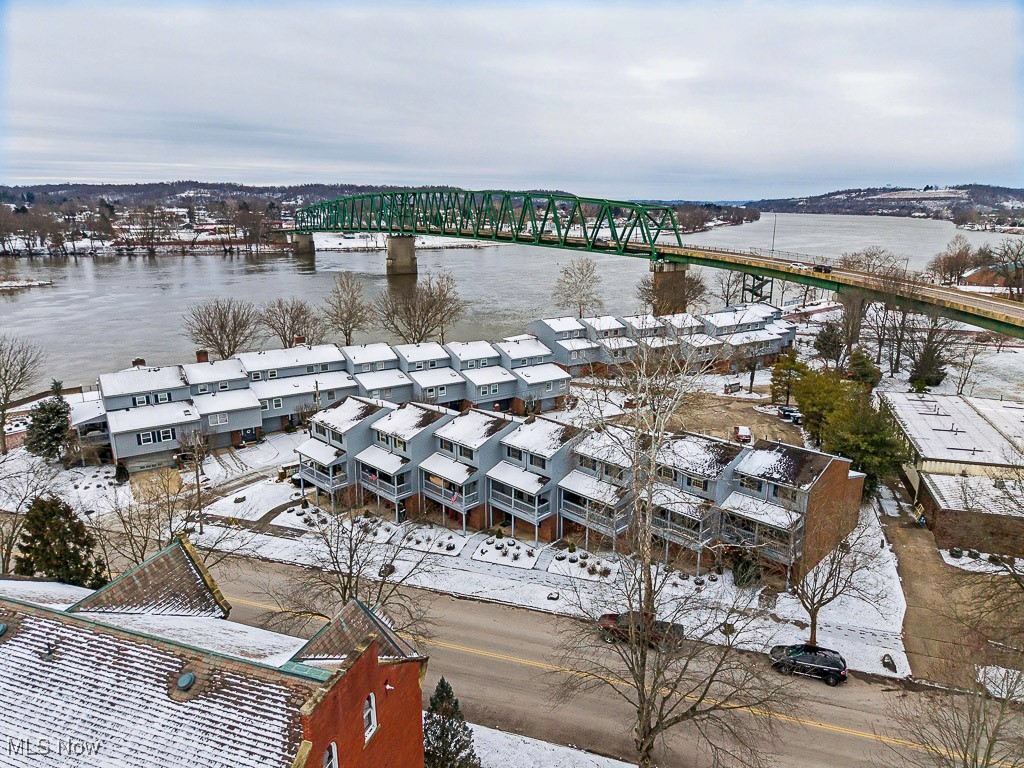 Levee Twnhses - Residential