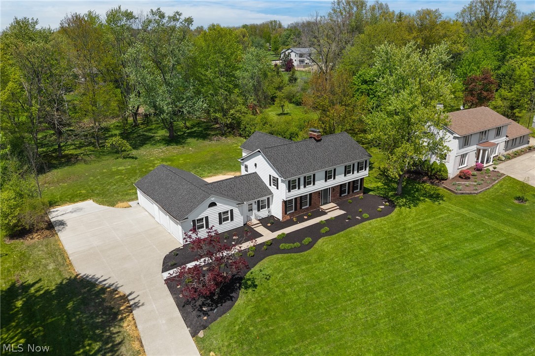 2560 Snowberry Lane