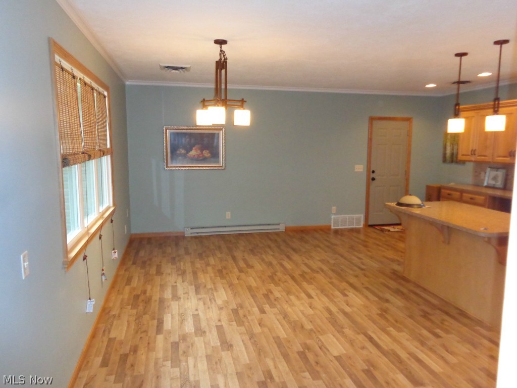 Deis-Mcmillan Sub - Residential Lease