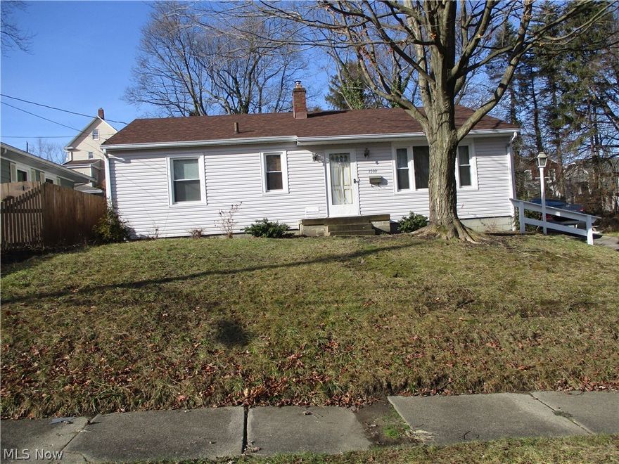 Brick and Vinyl 3 Bedroom Ranch , National Oak Trim Throughout. Central Air, New Roof,Gutter Gaurds, 220 volt installed in Garage with new Insulated Garage door and opener,Paved Driveway and much much more a must see.