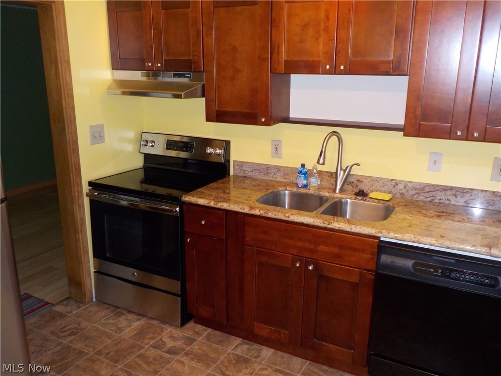 Barber & Lord - Residential Lease