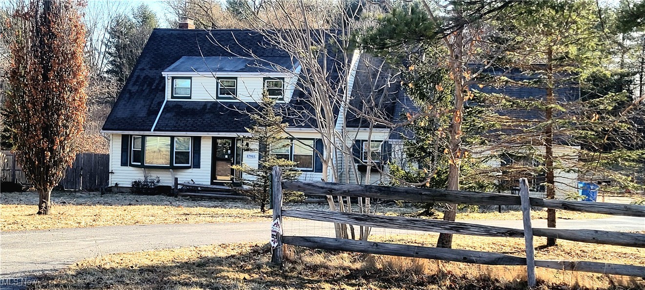 17911 Snyder Road, Chagrin Falls, Ohio image 1