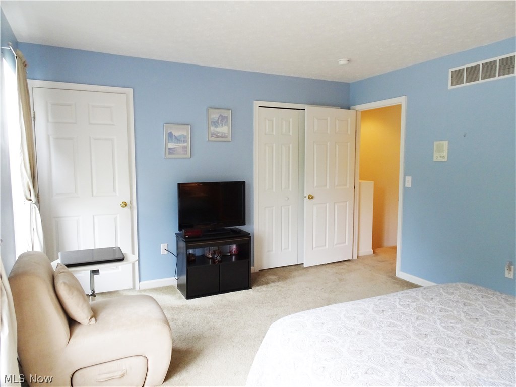 Weatherstone Village Condo - Residential