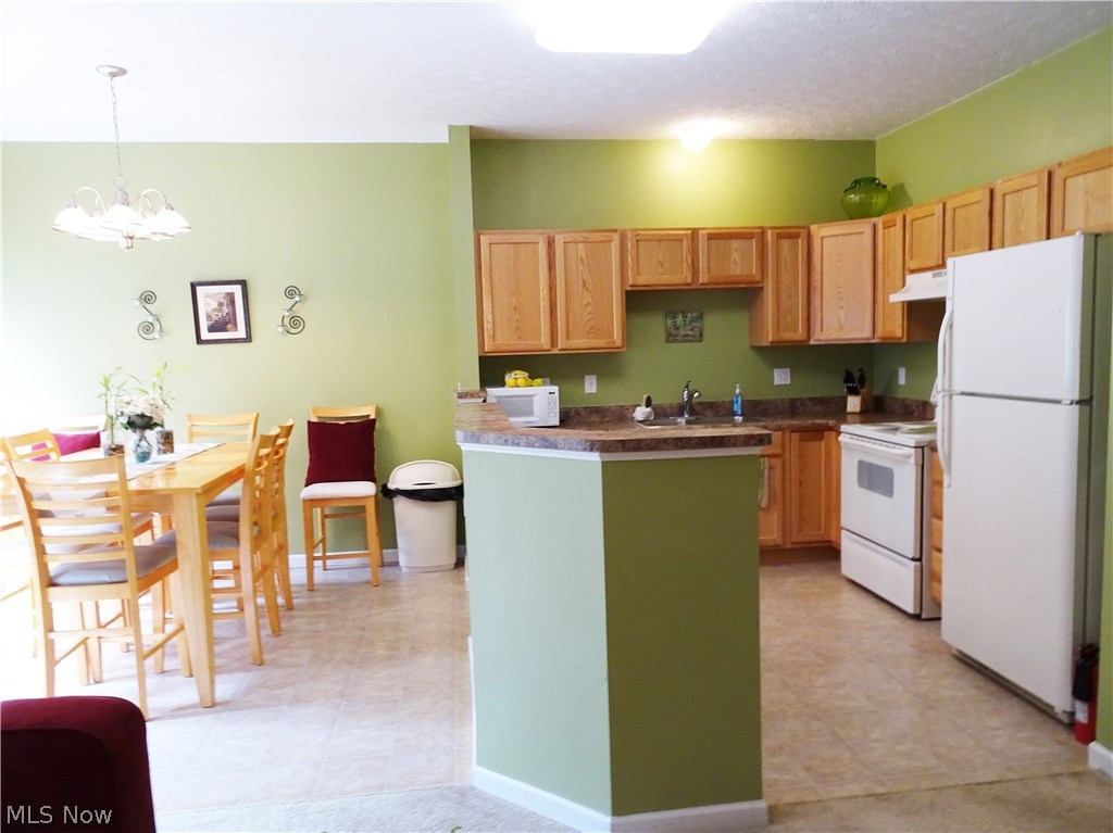 Weatherstone Village Condo - Residential