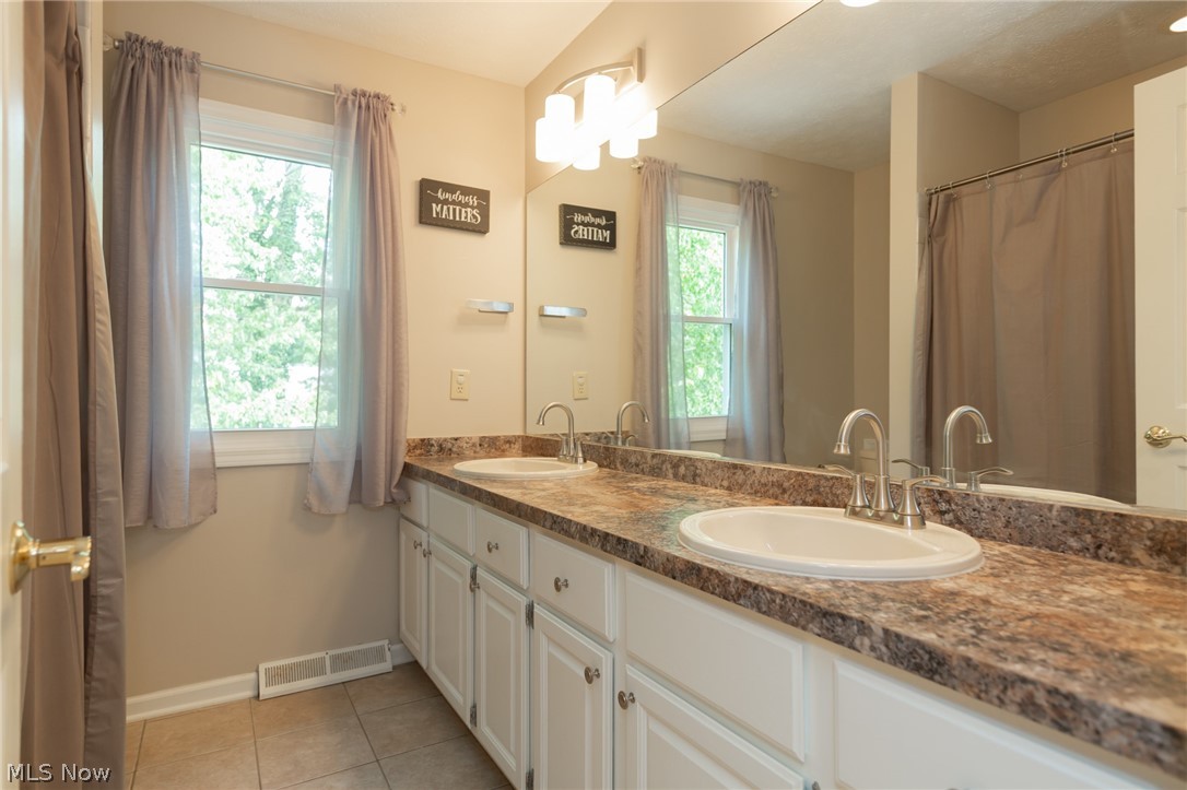 Deerfield Woods 01 - Residential