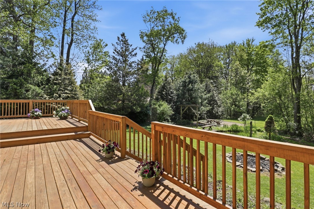 8977 Cedar Road