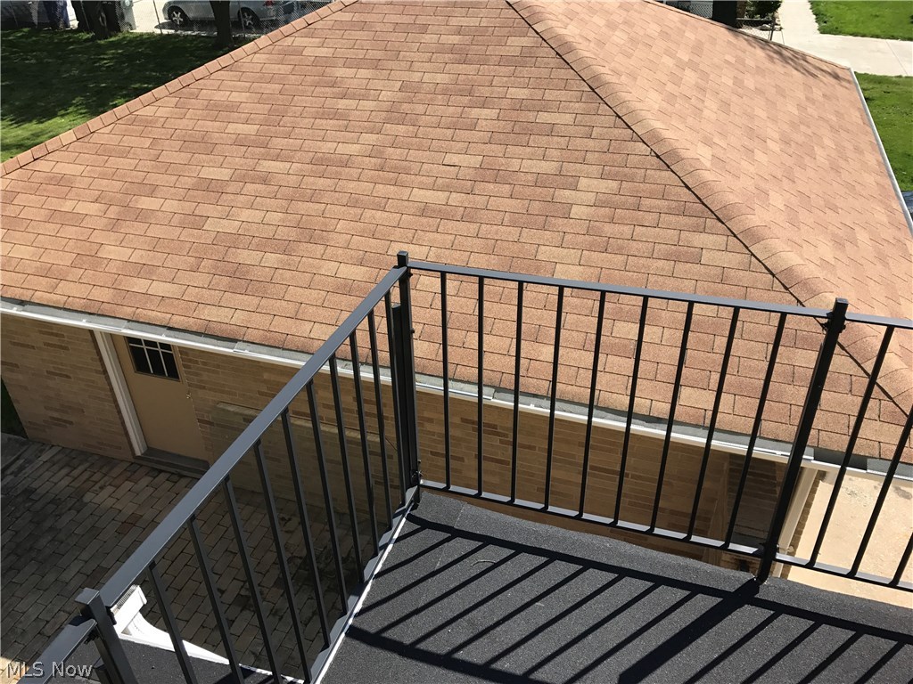 Pelham Manor - Residential Income