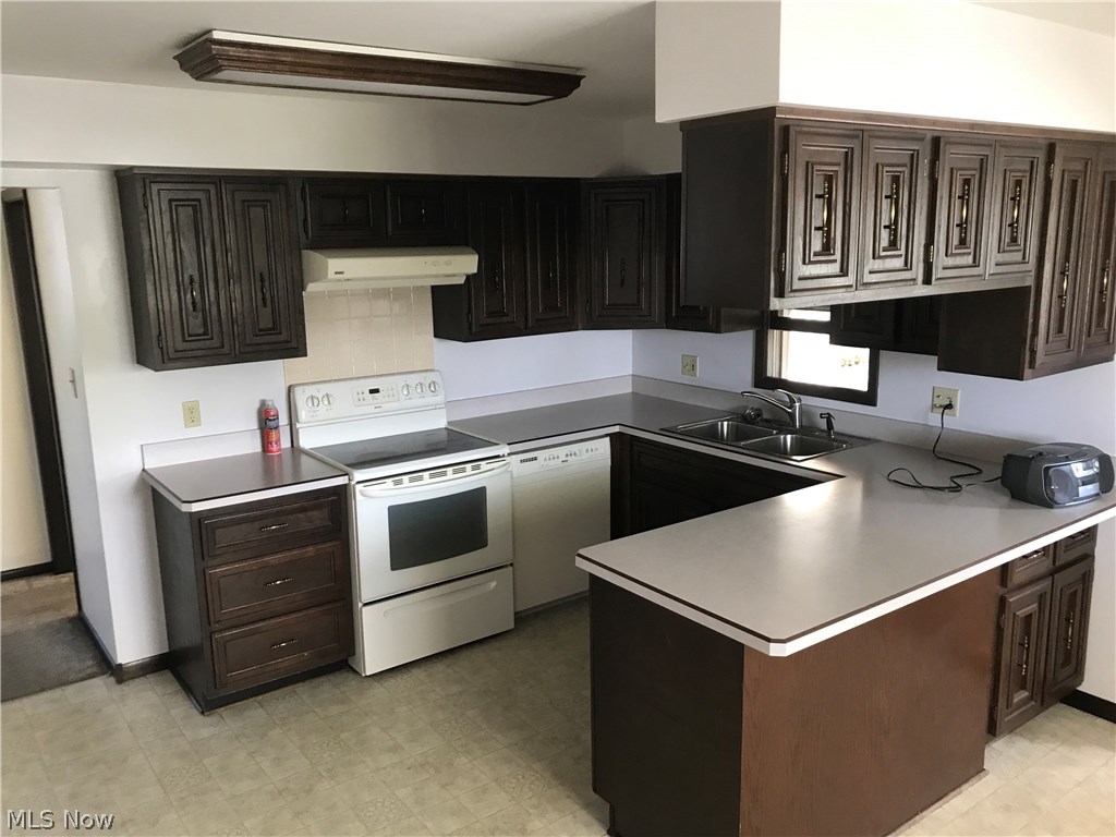 Pelham Manor - Residential Income