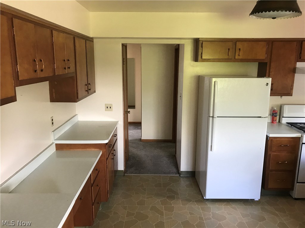 Pelham Manor - Residential Income