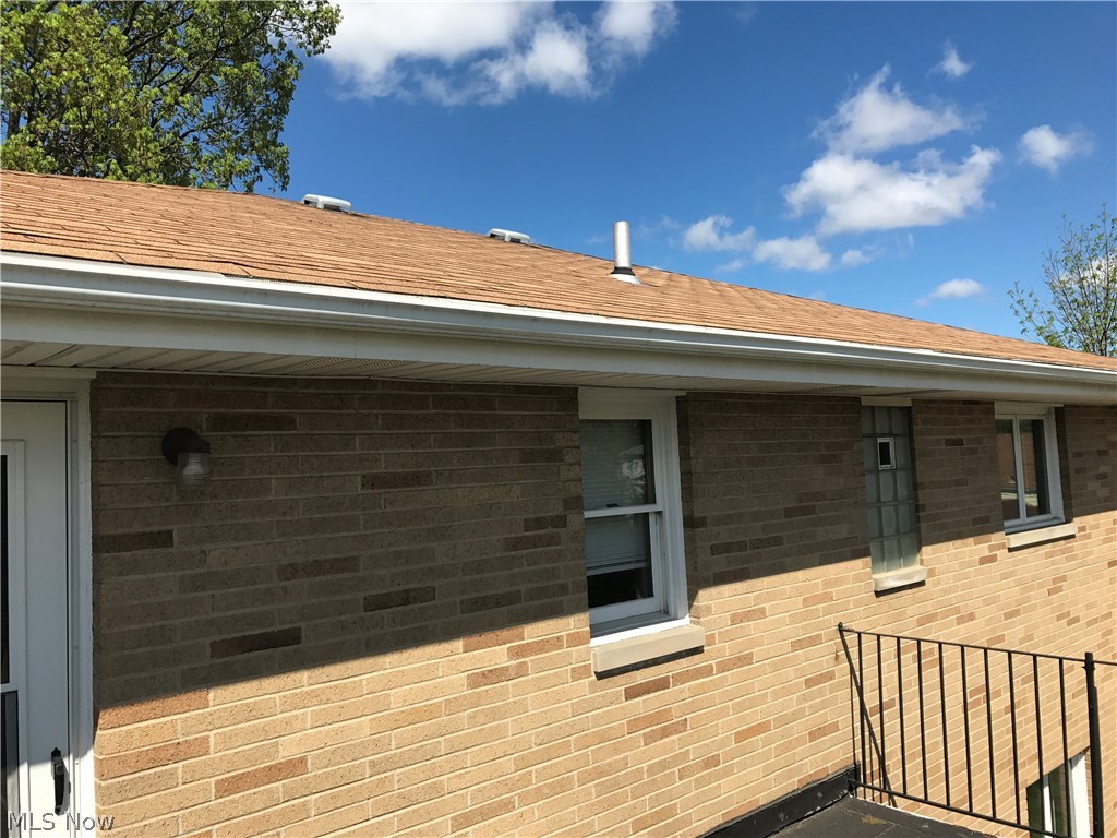 Pelham Manor - Residential Income