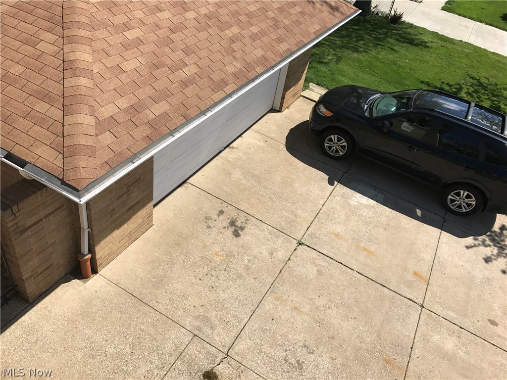 Pelham Manor - Residential Income