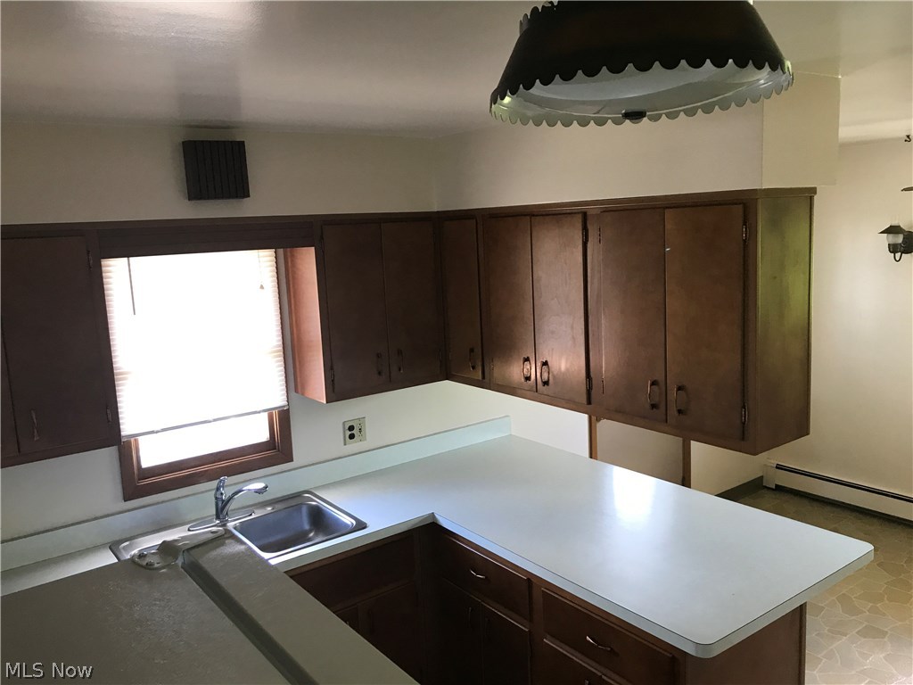 Pelham Manor - Residential Income