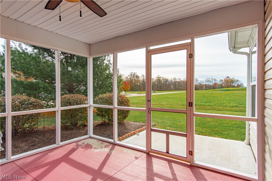 Villas/Stonebridge Condos - Residential