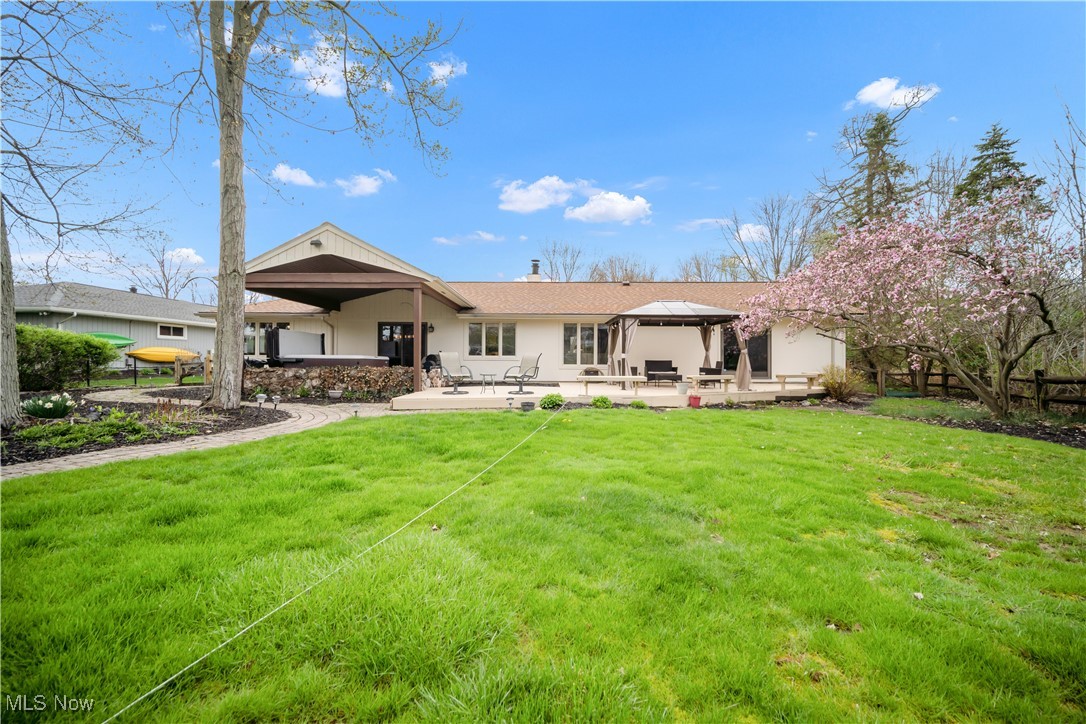 3995 Surfside Circle, Aurora, Ohio image 5