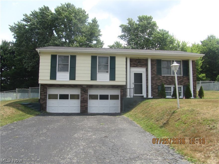 Freshly painted and updated with recent floor coverings. This roomy bi-level has a great floor plan with two full bathrooms on the main floor plus a half bath off the basement family room.   Flat back yard with a chain link fence around the perimeter.  Rear deck with a roof over.   This home is clean and ready to move into.