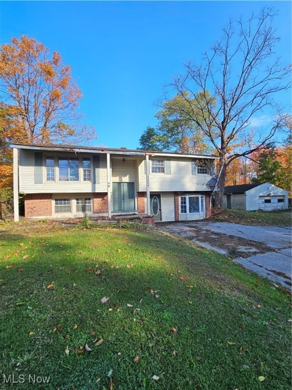 Photo of 16940 Thompson Road, Thompson, OH 44086 (MLS # 5174129)