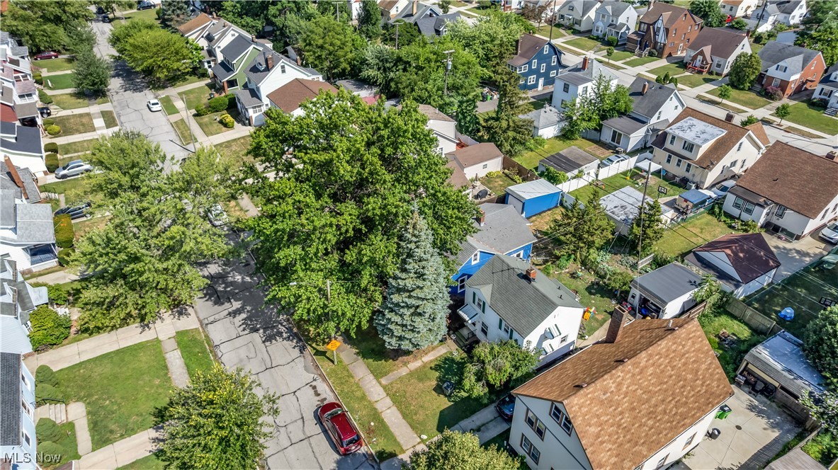 Renwood - Residential
