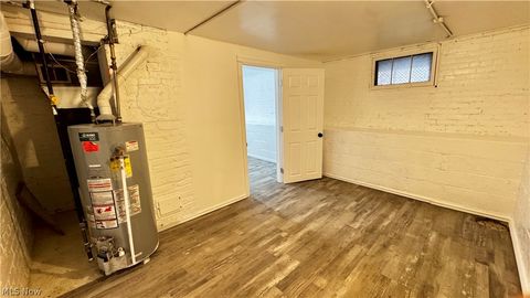 Tiny photo for 4001 E 54th Street, Cleveland, OH 44105 (MLS # 5187348)