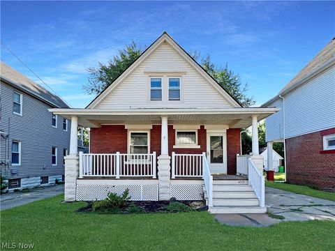 Tiny photo for 4001 E 54th Street, Cleveland, OH 44105 (MLS # 5187348)