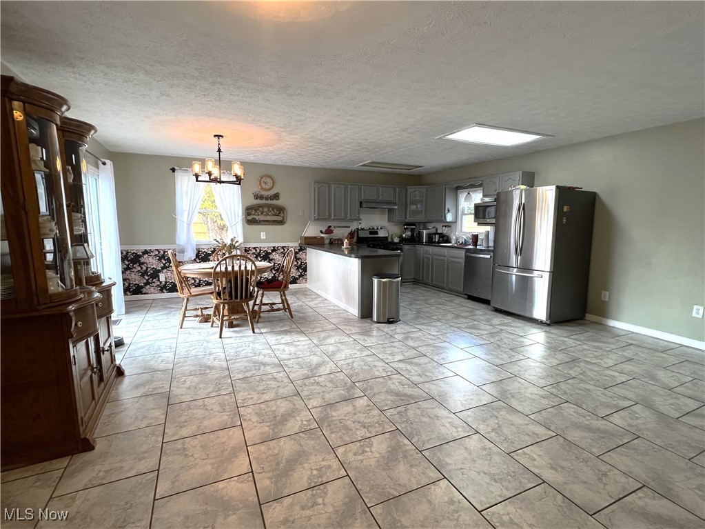 1155 Chaparrel Road, Hartville, Ohio image 4