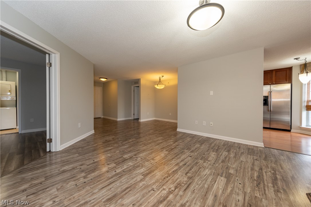 Fox Hollow/Woodhawk Condo - Residential