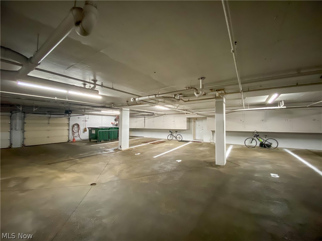 Fox Hollow/Woodhawk Condo - Residential