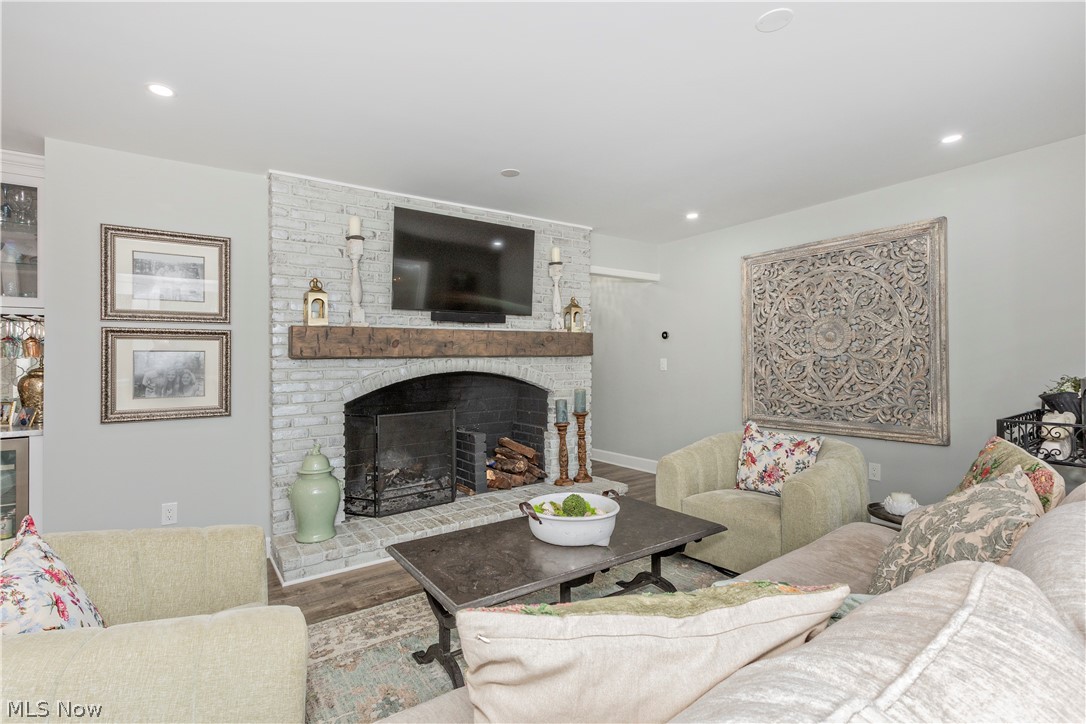 Hunting Vly Farms - Residential