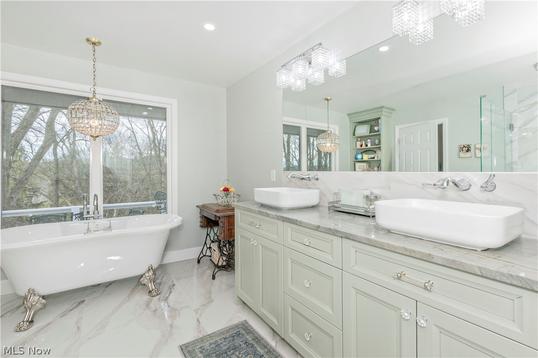 Hunting Vly Farms - Residential