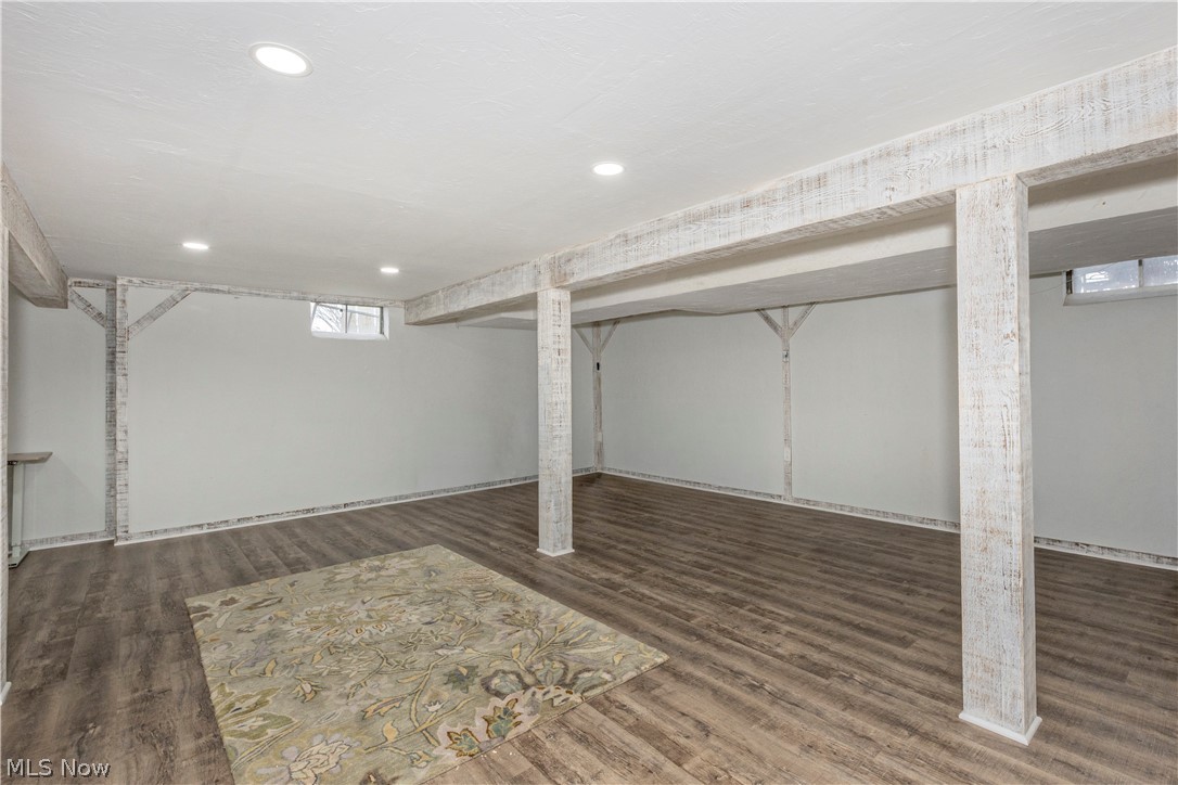 Hunting Vly Farms - Residential
