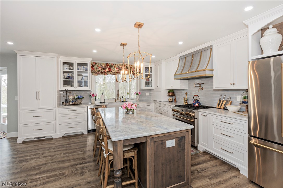 Hunting Vly Farms - Residential