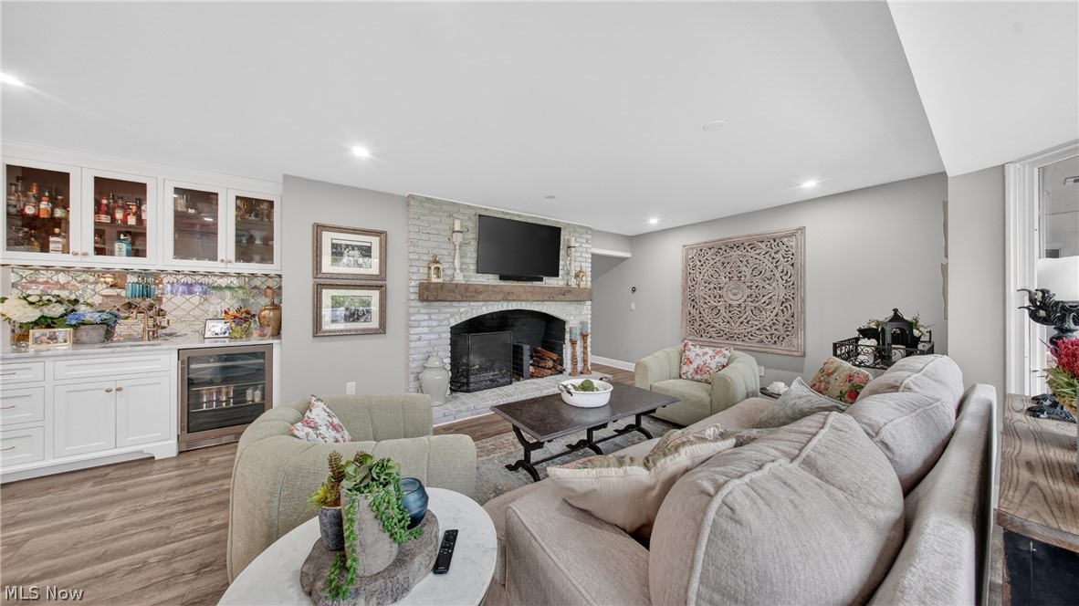 Hunting Vly Farms - Residential