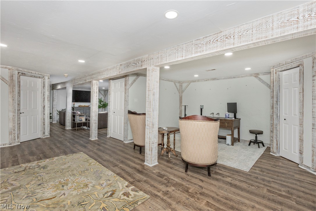 Hunting Vly Farms - Residential